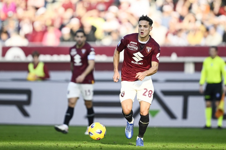 英媒:枪手曼城考虑1月签意大利中场里奇 都灵对其估值5000万欧