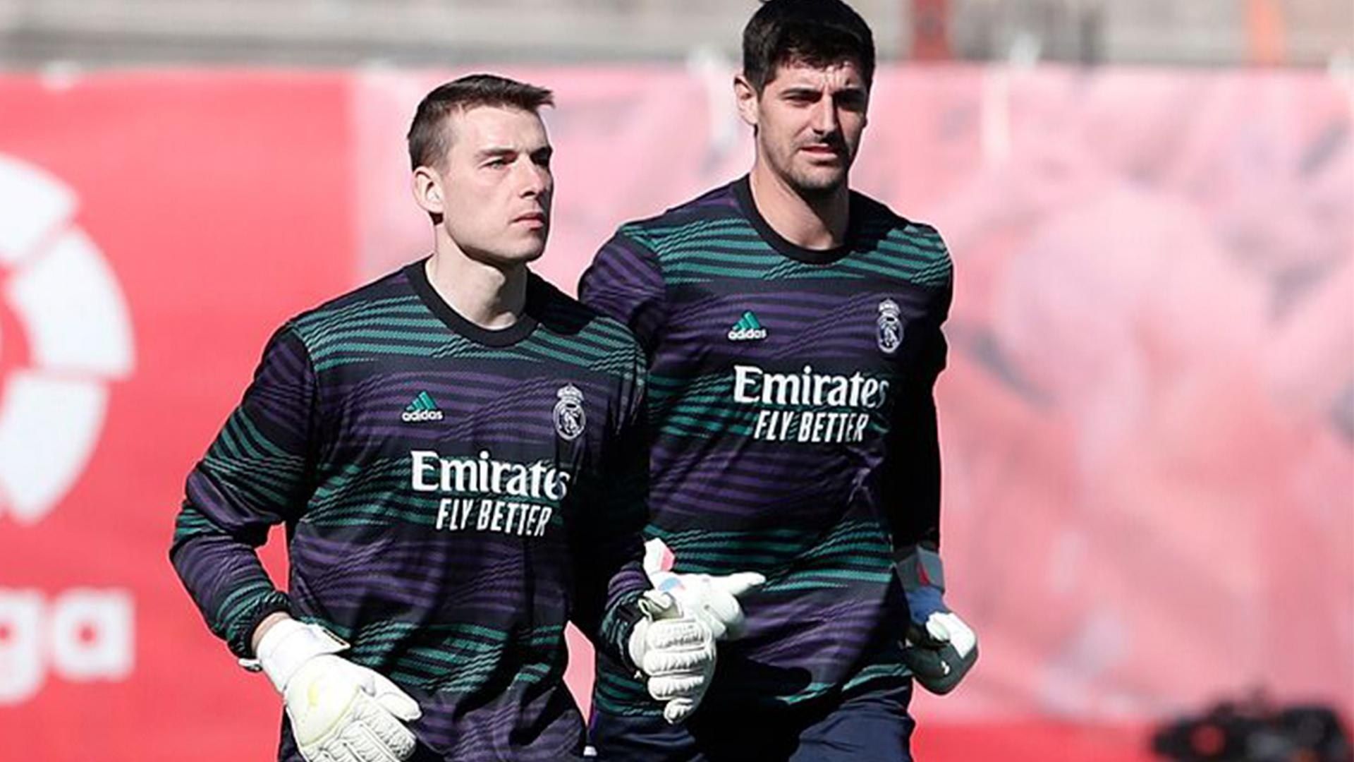 皇马门将教练:库尔图瓦帮助卢宁提升表现 皇马竞争对手的情谊感人